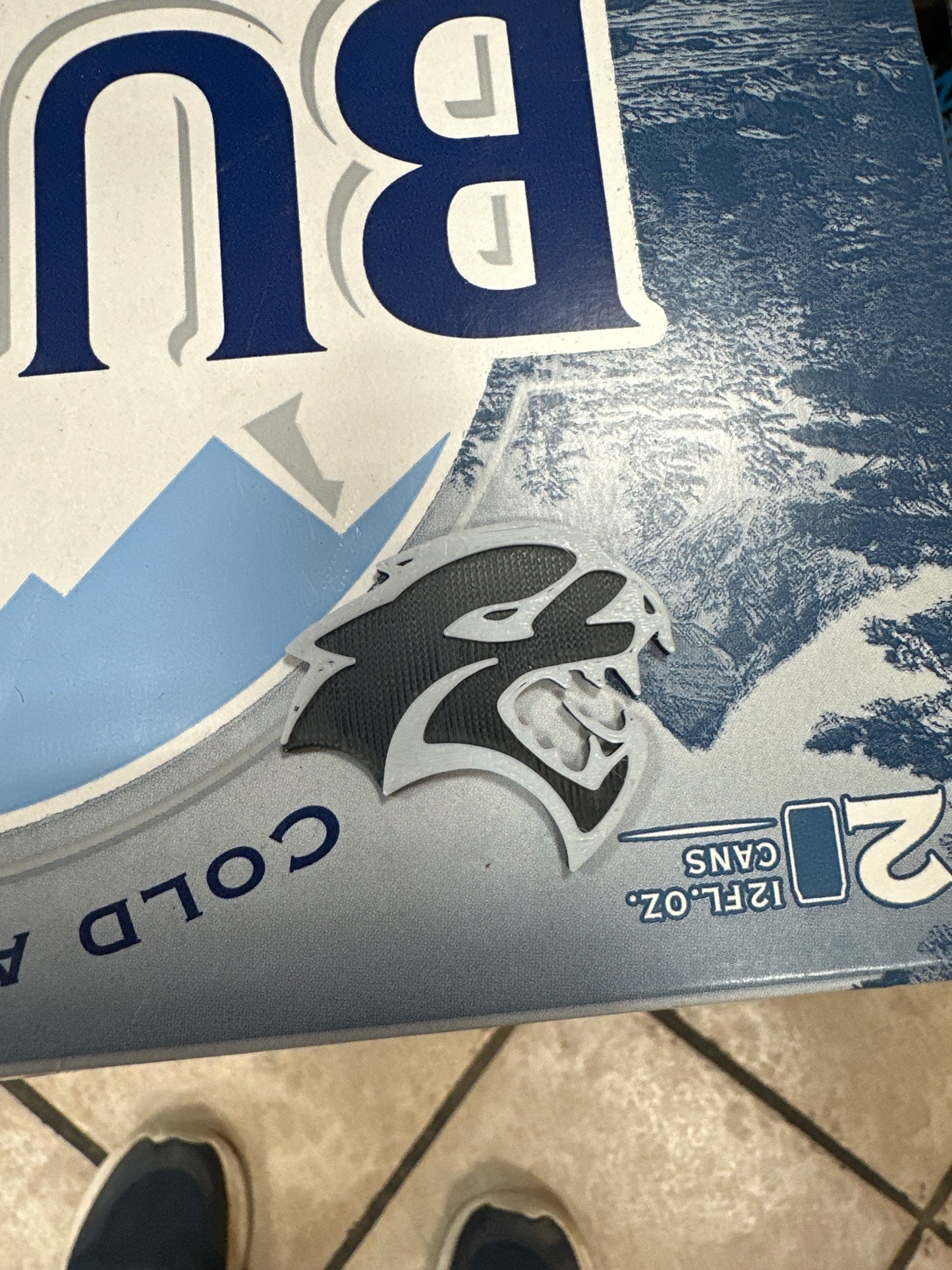 Hellcat logo - small