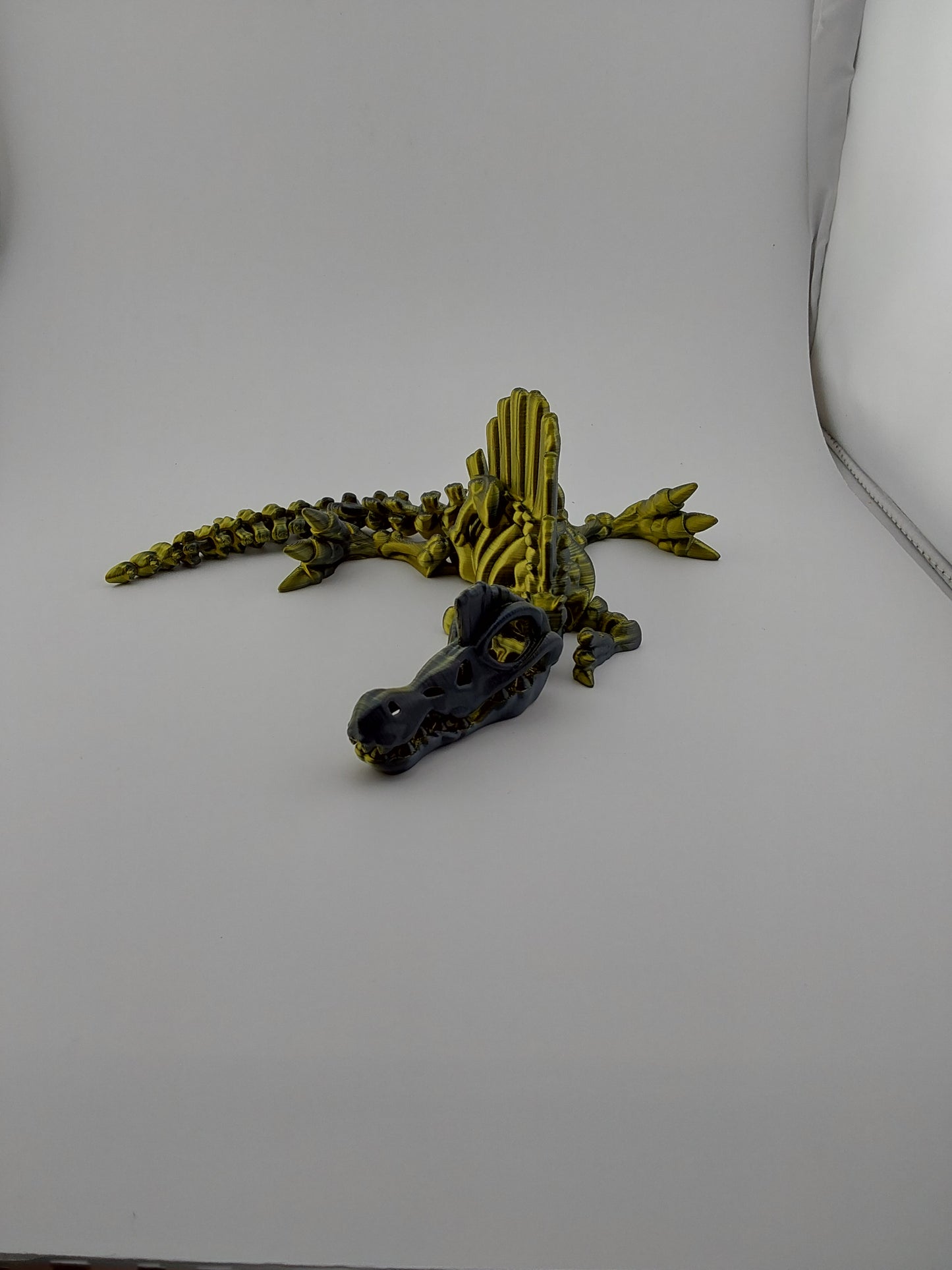 Giant skeleton spinosaurus