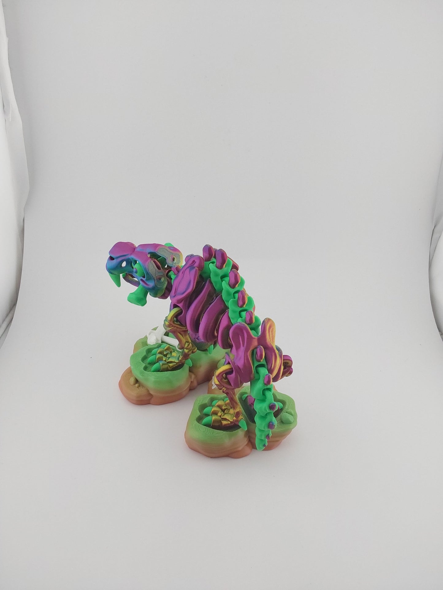 Sabertooth skeleton with stand